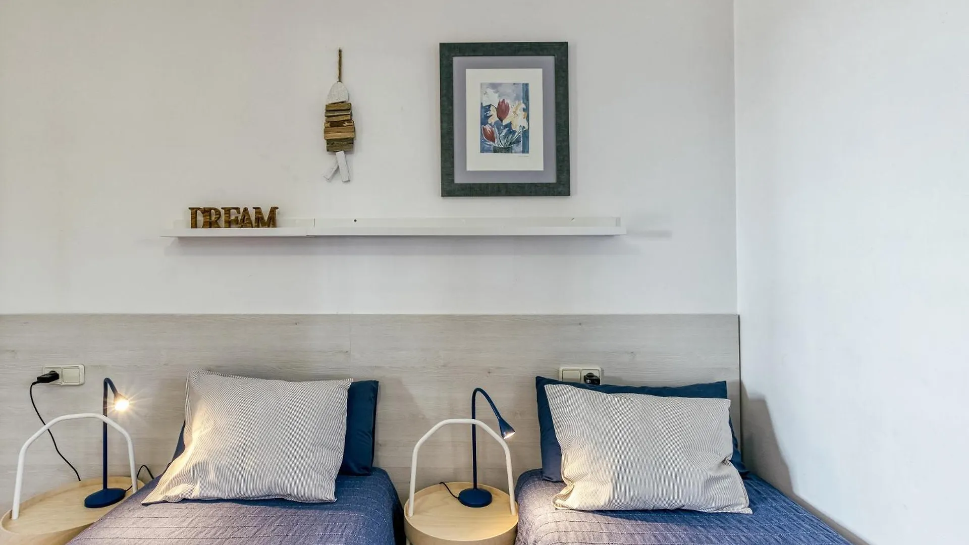 Art- Apartamentos Revilla Tacke B Эмпуриабрава Апартаменты